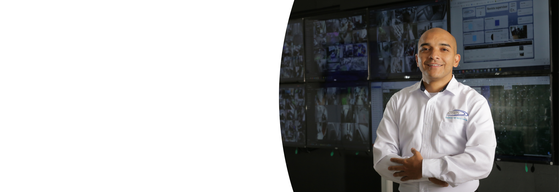 qodef-fullwidth-slider